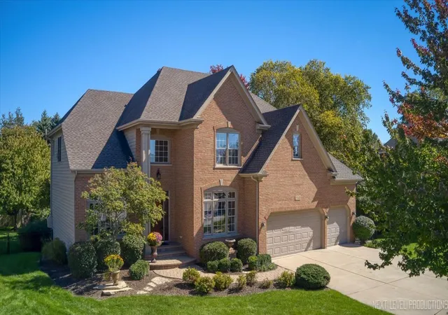 Photo 3 of Single family home for sale at 2308 Hancock Ct, Naperville, IL 60564 | MLS# 12773554 | Listing updated on 2026-10-08