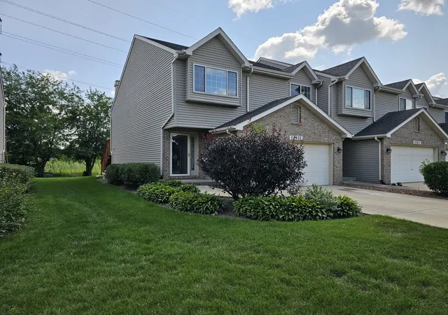 Townhouse for sale at 22935 Judith Dr, Plainfield, IL 60586 | MLS# 12773560