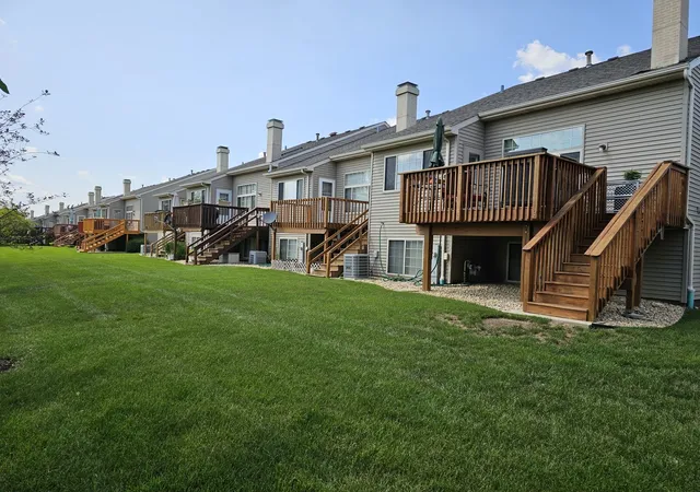Photo 2 of Townhouse for sale at 22935 Judith Dr, Plainfield, IL 60586 | MLS# 12773560 | Listing updated on 2026-10-30