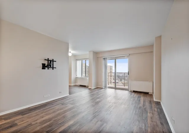 Photo 3 of Condo for sale at 7033 N Kedzie Ave #1707, Chicago, IL 60645 | MLS# 12773577 | Listing updated on 2026-10-05