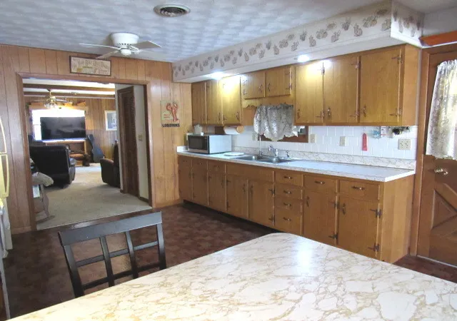 Photo 4 of Single family home for sale at 74 Hillcrest Dr, Clinton, IL 61727 | MLS# 12773601 | Listing updated on 2026-10-07