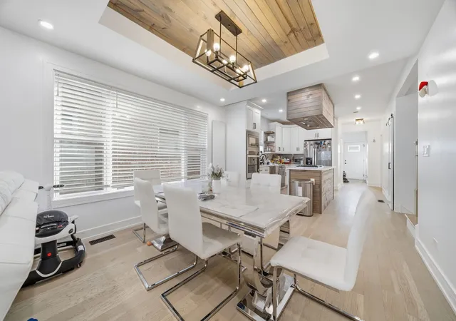 Photo 3 of Single family home for sale at 6148 S Moody Ave, Chicago, IL 60638 | MLS# 12773629 | Listing updated on 2026-10-07