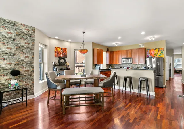 Listing Photo 5 - Condo for sale in building located at 4311 S Forrestville Ave, Chicago, IL 60653 - Unit #1N
