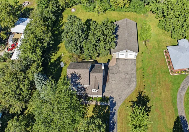 Photo 2 of Single family home for sale at 3429 Wolf Rd, Oswego, IL 60543 | MLS# 12773641 | Listing updated on 2026-10-05