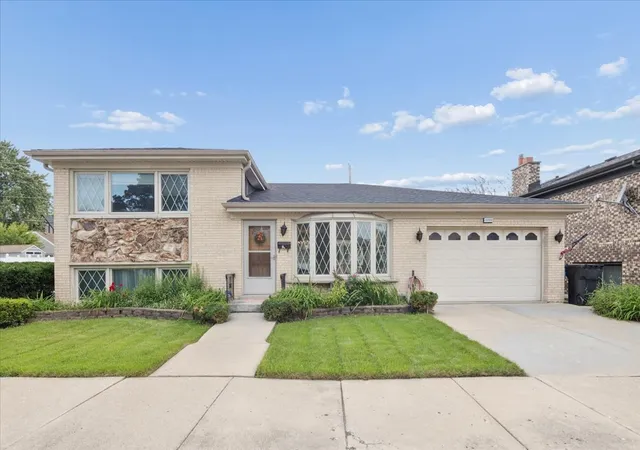 Single family home for sale at 5800 N Octavia Ave, Chicago, IL 60631 | MLS# 12773643