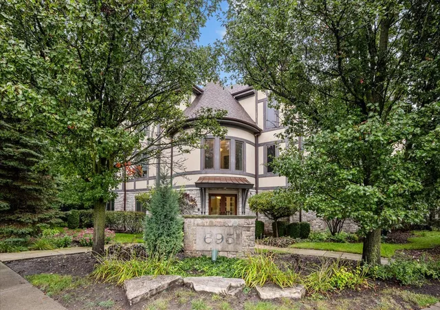 Photo 1 of Condo for sale at 695 Roger Williams Ave #301, Highland Park, IL 60035 | MLS# 12773655 | Listing updated on 2026-10-02
