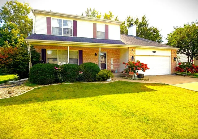Photo 2 of Single family home for sale at 1216 Laurakriss Ct, Plainfield, IL 60586 | MLS# 12773663 | Listing updated on 2026-10-07