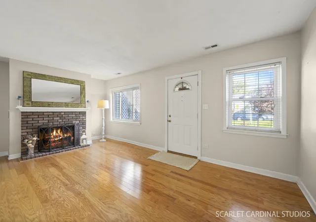 Photo 3 of Single family home for sale at 118 S President St, Wheaton, IL 60187 | MLS# 12773682 | Listing updated on 2026-10-22