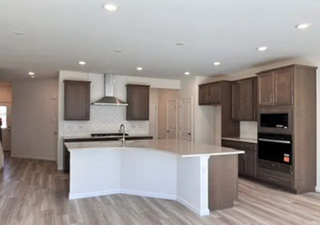 Photo 2 of Townhouse for sale at 729 Dropseed Ln #75002, Bolingbrook, IL 60490 | MLS# 12773703 | Listing updated on 2026-10-07