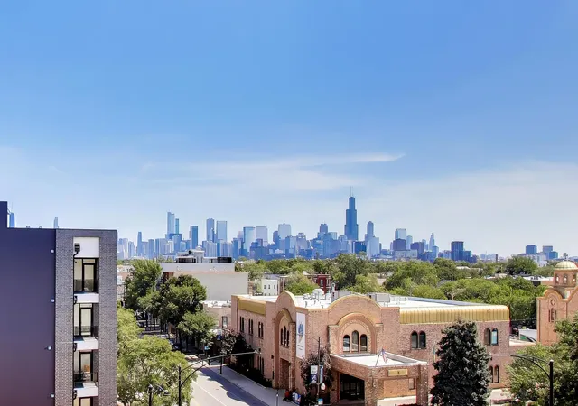 Photo 3 of Condo for sale at 2306 W Chicago Ave #4, Chicago, IL 60622 | MLS# 12773704 | Listing updated on 2026-10-14