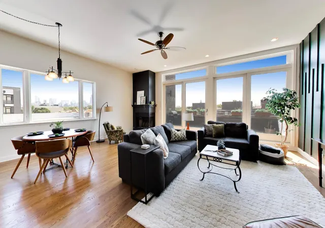 Photo 2 of Condo for sale at 2306 W Chicago Ave #4, Chicago, IL 60622 | MLS# 12773704 | Listing updated on 2026-10-14