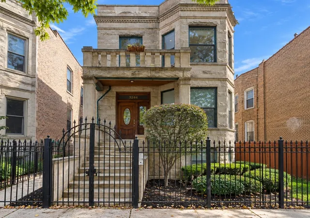 Listing Photo 3 - Condo for sale in building located at 3244 W Potomac Ave, Chicago, IL 60651