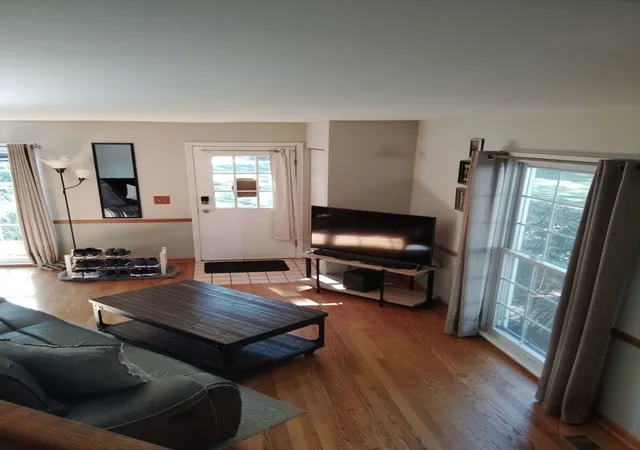 Photo 2 of Townhouse for sale at 1670 Monticello Ct #B, Wheaton, IL 60189 | MLS# 12773707 | Listing updated on 2026-10-02