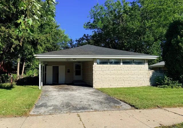 Single family home for sale at 15231 Hastings Dr, Dolton, IL 60419 | MLS# 12773761