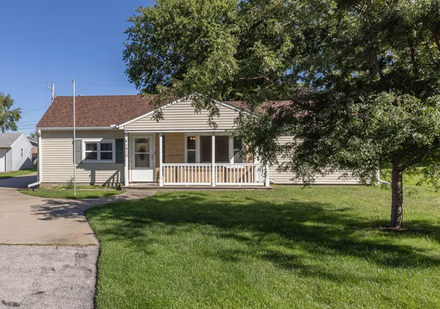 Photo 2 of Single family home for sale at 1013 12th Street, Silvis, IL 61282 | MLS# 12773786 | Listing updated on 2026-10-05