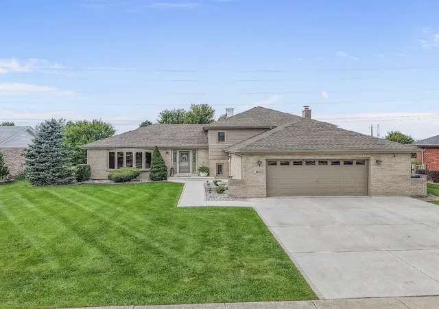 Photo 1 of Single family home for sale at 14860 S Carlton Ln, Homer Glen, IL 60491 | MLS# 12773812 | Listing updated on 2026-10-07
