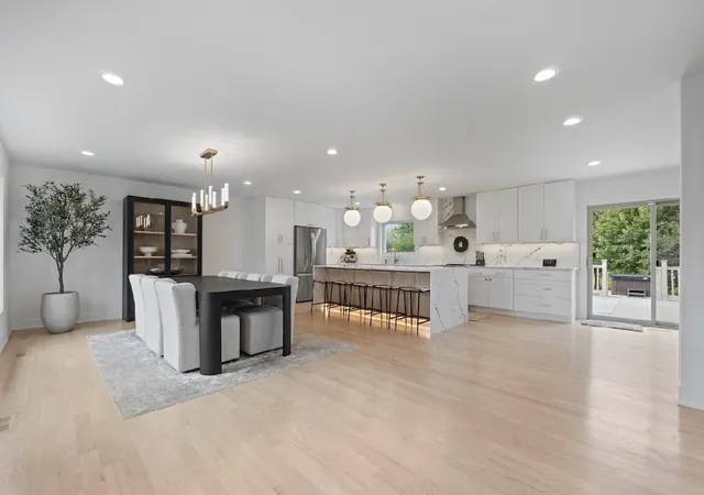 Photo 2 of Single family home for sale at 14860 S Carlton Ln, Homer Glen, IL 60491 | MLS# 12773812 | Listing updated on 2026-10-07