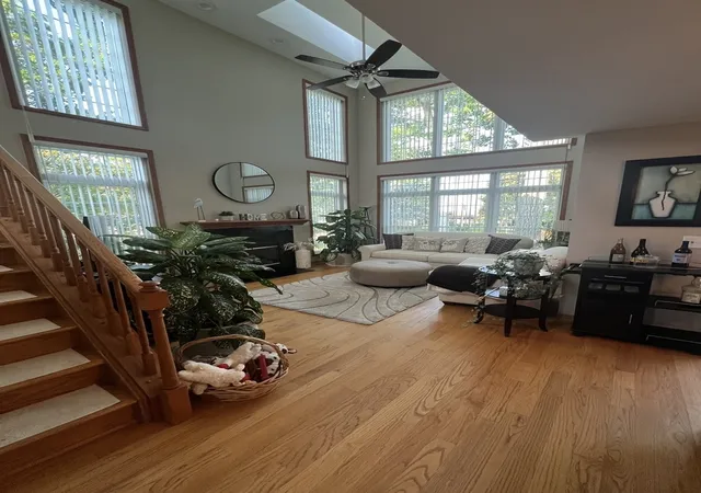 Photo 3 of Townhouse for sale at 413 Country Ln Ct, Wauconda, IL 60084 | MLS# 12773840 | Listing updated on 2026-10-06