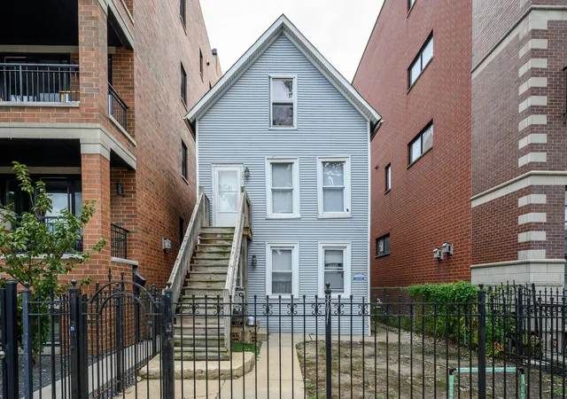 Photo 1 of Land for sale at 3311 N Sheffield Ave, Chicago, IL 60657 | MLS# 12773845 | Listing updated on 2026-10-08
