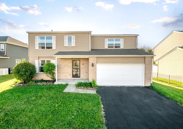 Photo 2 of Single family home for sale at 16408 Zausa Dr, Crest Hill, IL 60403 | MLS# 12773846 | Listing updated on 2026-10-06