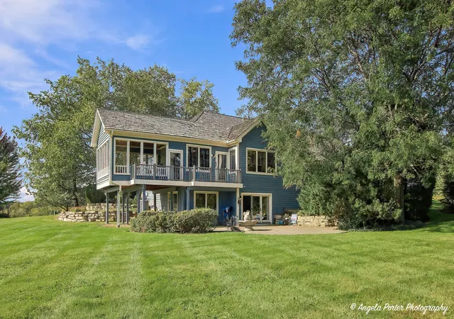 Photo 3 of Single family home for sale at 2916 Hanging Fen Ct, Johnsburg, IL 60050 | MLS# 12773856 | Listing updated on 2026-10-06