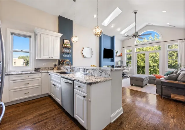 Photo 1 of Condo for sale at 4606 N Malden St #3N, Chicago, IL 60640 | MLS# 12773876 | Listing updated on 2026-10-08
