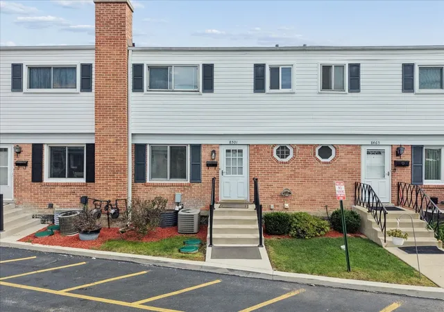 Photo 1 of Townhouse for sale at 8501 Linder Ct, Skokie, IL 60077 | MLS# 12773897 | Listing updated on 2026-10-07