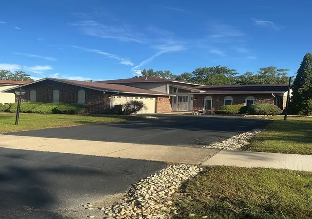 Single family home for sale at 5304 Arquilla Dr, Richton Park, IL 60471 | MLS# 12773914