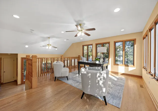 Photo 4 of Single family home for sale at 4700 Lee Ave, Downers Grove, IL 60515 | MLS# 12773917 | Listing updated on 2026-10-29