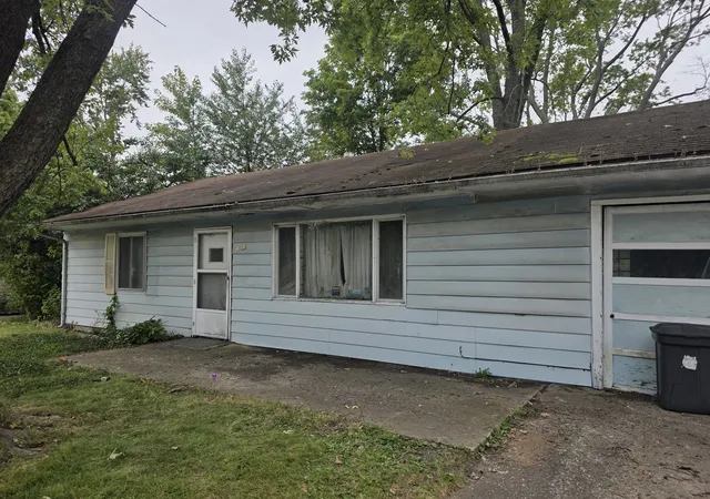 Photo 1 of Sale Pending at 1313 S Mattis Ave, Champaign, IL 61821 | MLS# 12773934 | Listing updated on 2026-10-03