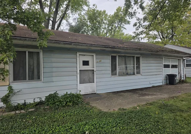 Photo 2 of Sale Pending at 1313 S Mattis Ave, Champaign, IL 61821 | MLS# 12773934 | Listing updated on 2026-10-03