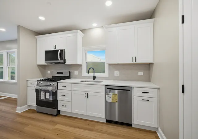 Photo 4 of Single family home for sale at 2602 Glos Ave, Bellwood, IL 60104 | MLS# 12773937 | Listing updated on 2026-10-07
