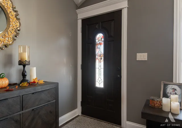 Photo 3 of Single family home for sale at 5858 W 82nd Street, Burbank, IL 60459 | MLS# 12773944 | Listing updated on 2026-10-06