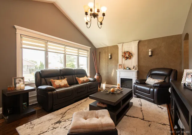 Photo 4 of Single family home for sale at 5858 W 82nd Street, Burbank, IL 60459 | MLS# 12773944 | Listing updated on 2026-10-06