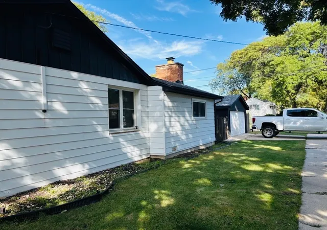 Single family home for sale at 10159 S Kolin Ave, Oak Lawn, IL 60453 | MLS# 12773946