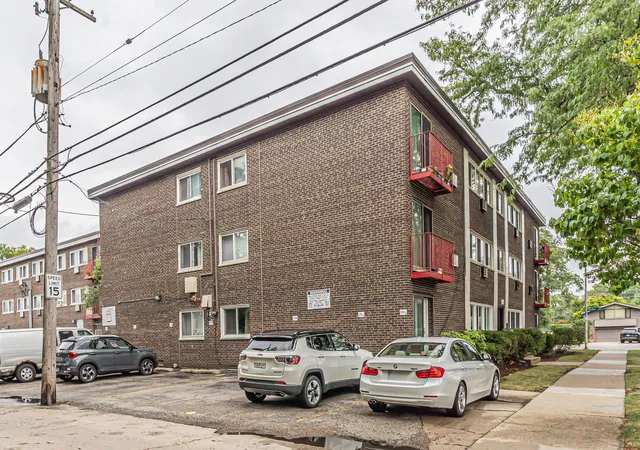 Photo 18 of Condo for sale at 8500 Skokie Blvd #1D, Skokie, IL 60077 | MLS# 12773951 | Listing updated on 2026-10-07