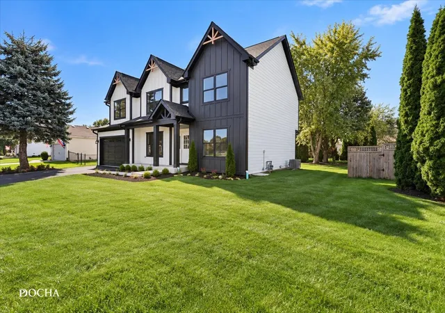 Photo 4 of Single family home for sale at 24925 Jordan Ln, Plainfield, IL 60544 | MLS# 12773960 | Listing updated on 2026-10-09