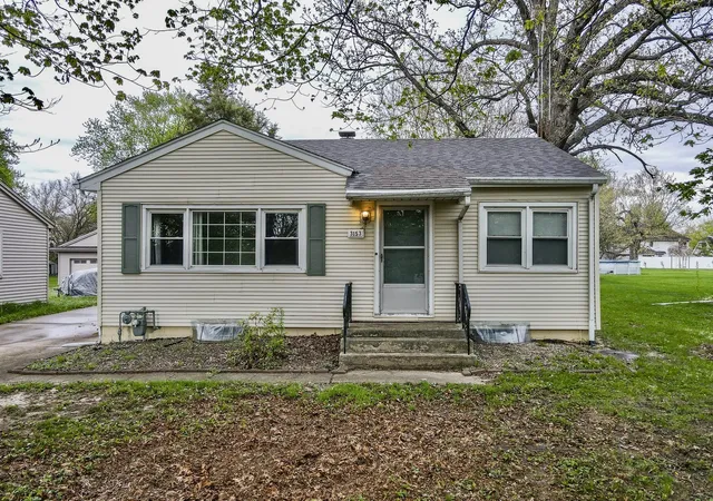 Photo 1 of Single family home for sale at 3153 Sportsman Clb Rd, Bourbonnais, IL 60914 | MLS# 12773963 | Listing updated on 2026-10-07