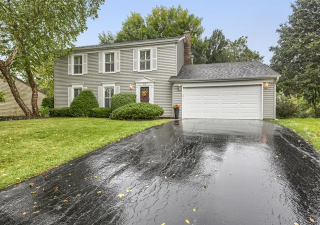 Photo 3 of Single family home for sale at 408 Creighton Ln, Schaumburg, IL 60193 | MLS# 12773971 | Listing updated on 2026-10-07
