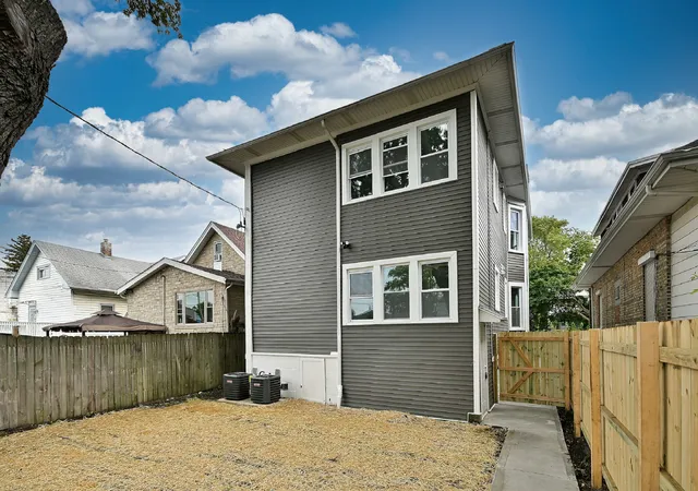 Listing Photo 4 - Condo for sale in building located at 206 S 19th Ave, Maywood, IL 60153
