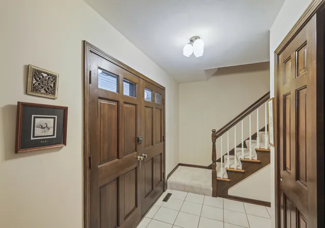 Photo 3 of Single family home for sale at 311 Clearbrook Ct, Schaumburg, IL 60193 | MLS# 12773978 | Listing updated on 2026-10-07