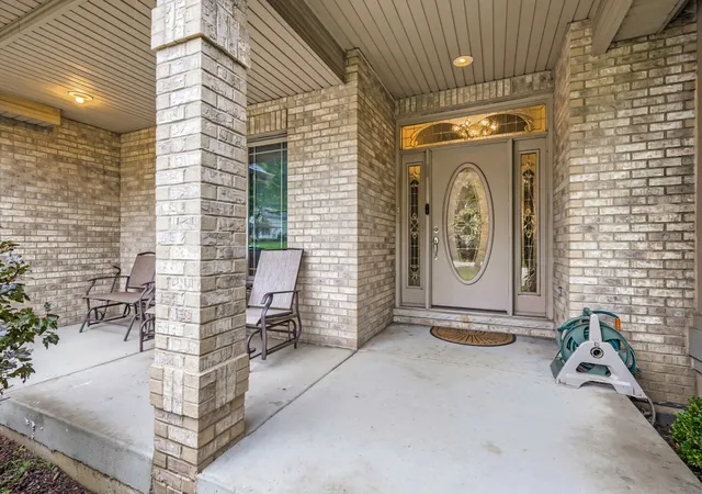 Photo 3 of Single family home for sale at 9017 Orchard Rd, Willow Springs, IL 60480 | MLS# 12773988 | Listing updated on 2026-10-03