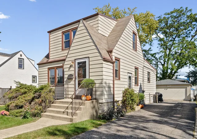 Photo 1 of Single family home for sale at 4107 Wagner Ave, Schiller Park, IL 60176 | MLS# 12774005 | Listing updated on 2026-10-07
