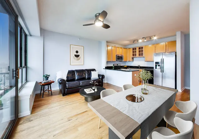 Photo 3 of Condo for sale at 1717 S Prairie Ave #1907, Chicago, IL 60616 | MLS# 12774030 | Listing updated on 2026-10-07