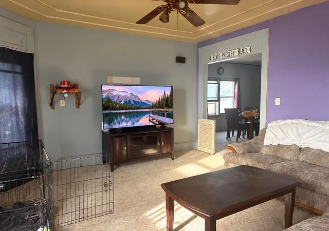 Photo 3 of Single family home for sale at 401 S Spruce St, Villa Grove, IL 61956 | MLS# 12774034 | Listing updated on 2026-10-07