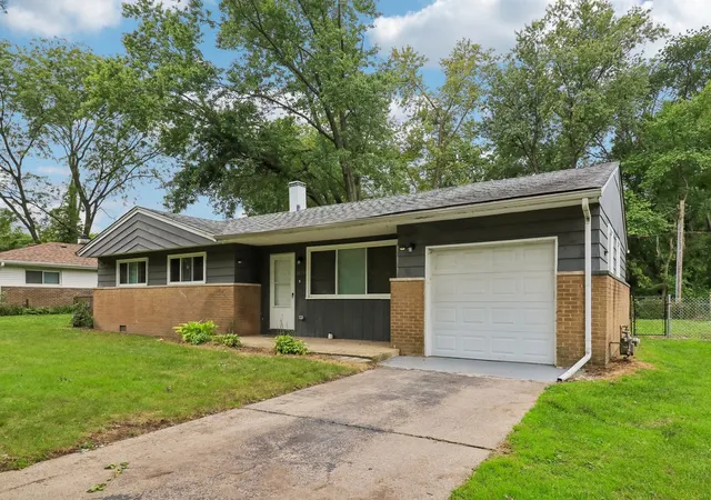 Photo 2 of Single family home for sale at 16344 Spaulding Ave, Markham, IL 60428 | MLS# 12774048 | Listing updated on 2026-10-07