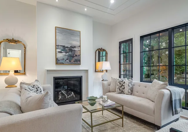 Photo 3 of Single family home for sale at 1907 W Cuyler Ave, Chicago, IL 60613 | MLS# 12774050 | Listing updated on 2026-10-09