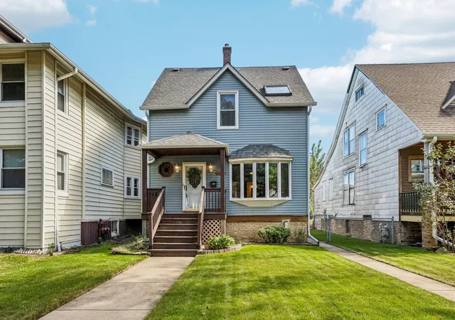 Photo 1 of Single family home for sale at 4731 N Kilbourn Ave, Chicago, IL 60630 | MLS# 12774111 | Listing updated on 2026-10-07
