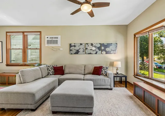Photo 3 of Single family home for sale at 4731 N Kilbourn Ave, Chicago, IL 60630 | MLS# 12774111 | Listing updated on 2026-10-07