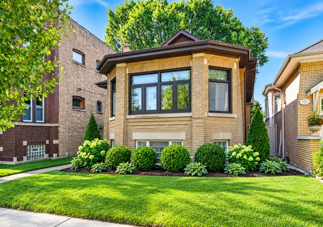 Single family home for sale at 2619 W Farwell Ave, Chicago, IL 60645 | MLS# 12774115